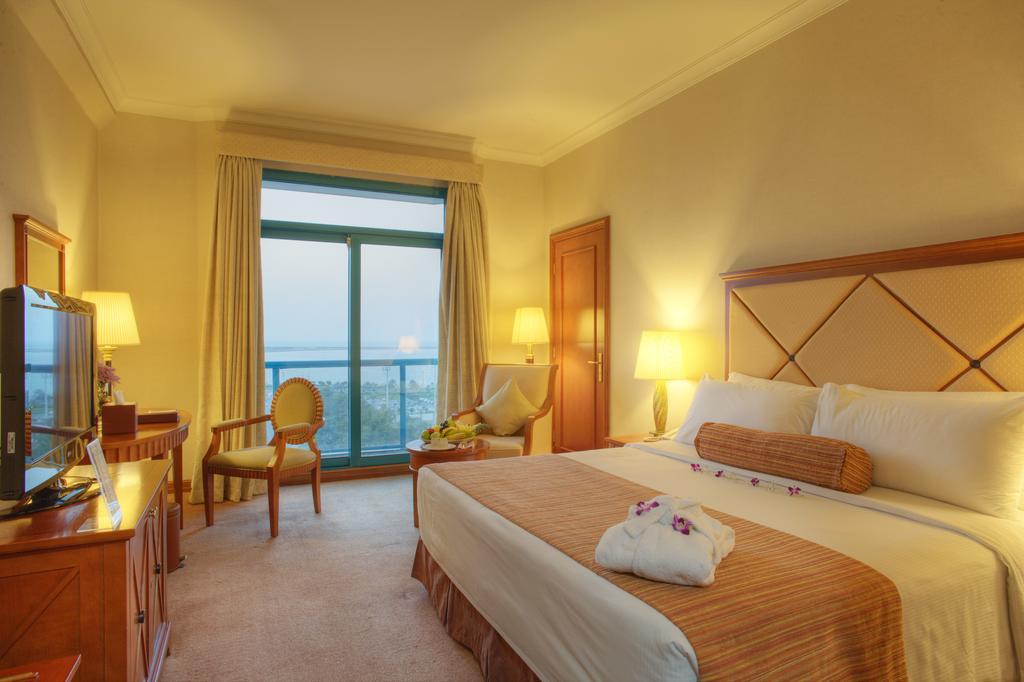Al Diar Capital Hotel 3*
